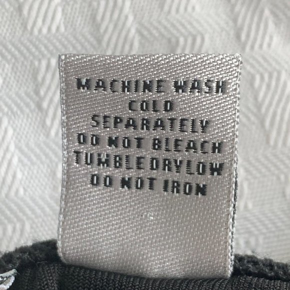 Chico’s Travelers Skirt Chico’s 2 Or Large Black Pull On Stretch Peplum Slinky - Picture 4 of 9